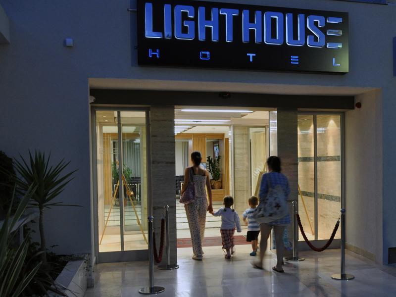 Hotel Lighthouse Igalo Ngoại thất bức ảnh