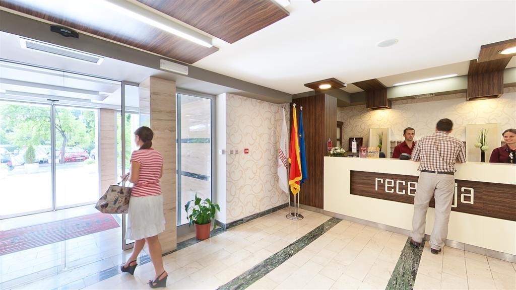Hotel Lighthouse Igalo Ngoại thất bức ảnh